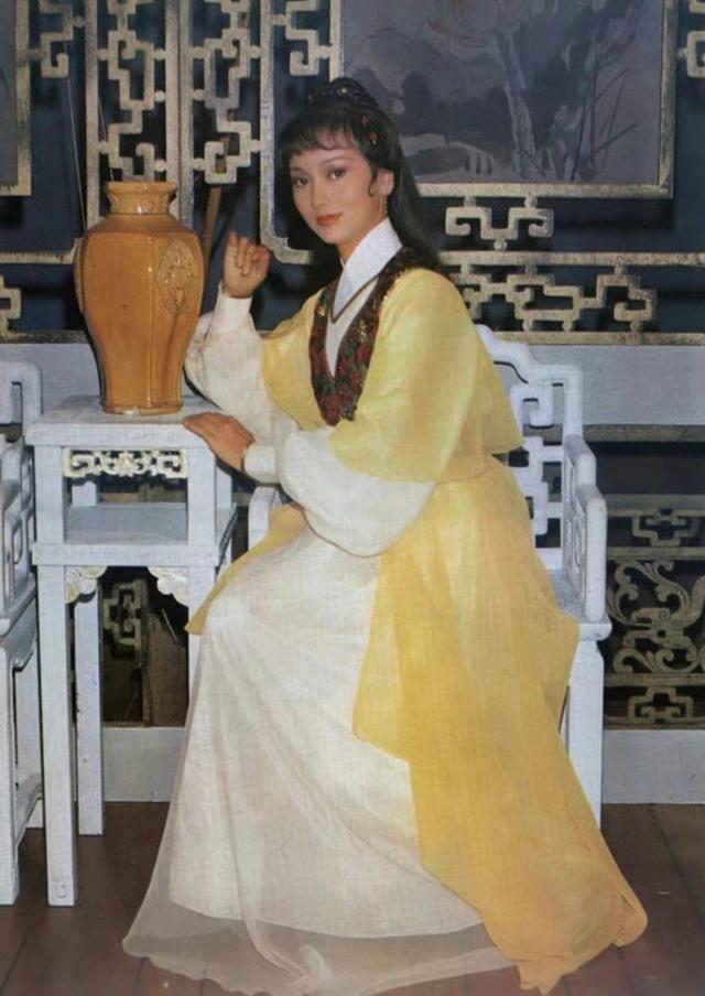 林青霞主演的电影，十大经典武侠电影林青霞（林青霞的东方不败真是帅到让人一生都无法忘记）