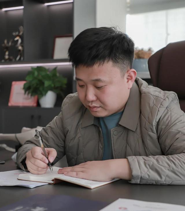 第三期乡村振兴电视夜校内容预告，乡村振兴的青春答卷