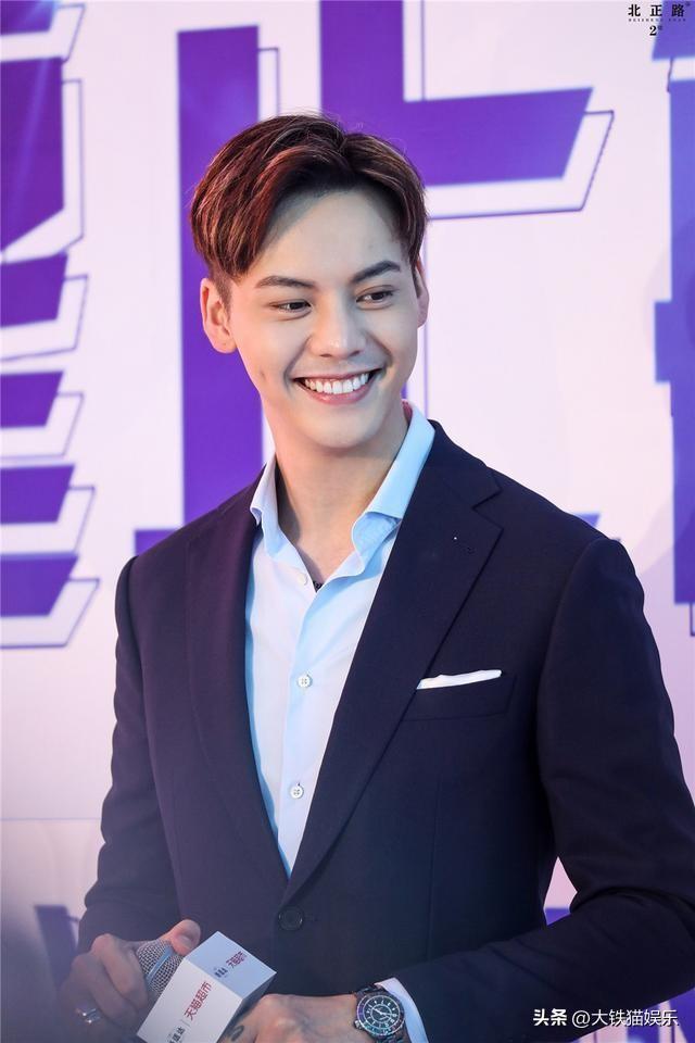 好莱坞十大肌肉男明星，表面是健身达人