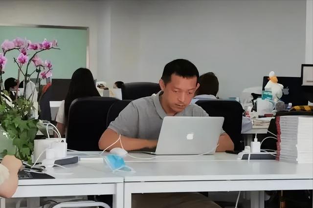 柳智宇在哪座寺庙出家，寺庙比社会还乱