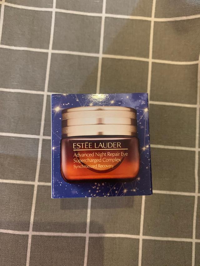 雅诗兰黛价格表大全，雅诗兰黛抗蓝光眼霜