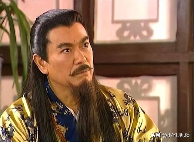 风云雄霸天下秦霜断手，《风云》雄霸曾把聂风、步惊云、秦霜打残