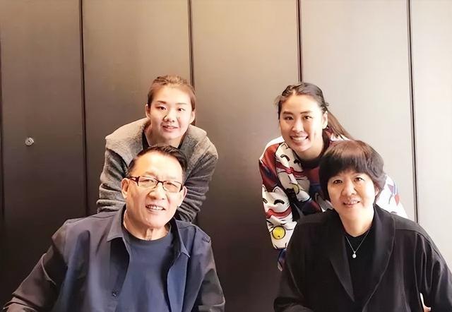 郎平前夫白帆再婚，郎平简历和老公（前夫白帆再婚金融女强人）