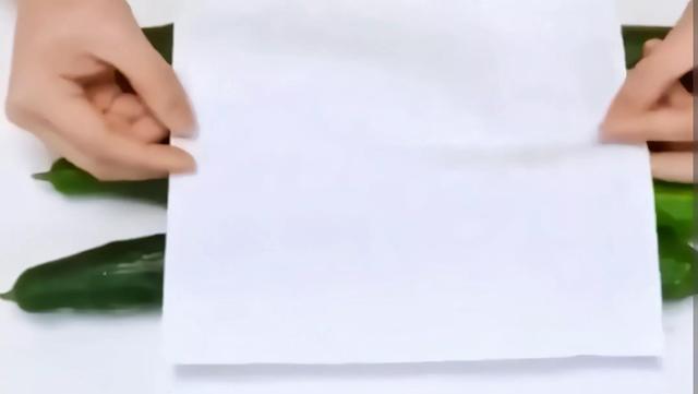 白醋的10个小妙用，把白醋倒在手心一搓