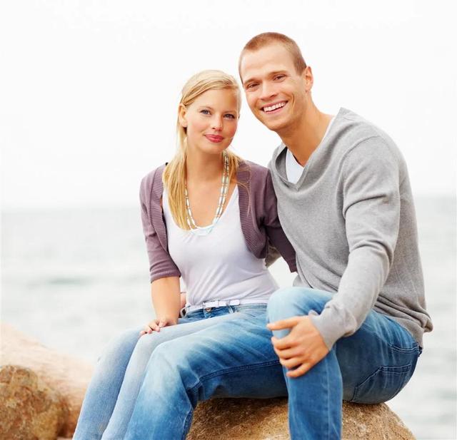 一个男人真正爱一个女人的表现，男人真正爱一个女人的几个表现