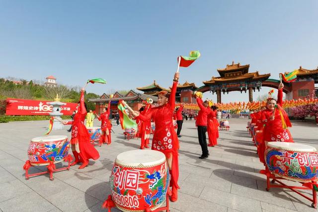 南山旅游攻略必去景点，南山旅游景区花开正好时