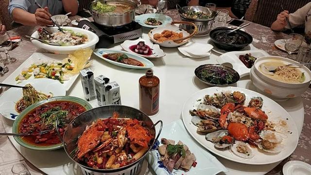 安徽有什么美食，超出名的安徽美食你都吃过几道呢（道道都是安徽人的“心头爱”）