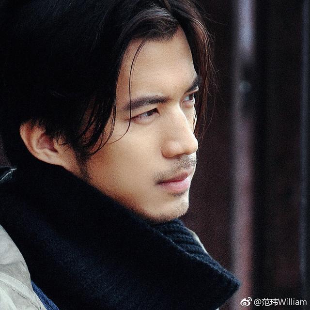 张杰扯衣服分几步，和张杰参加过同档选秀