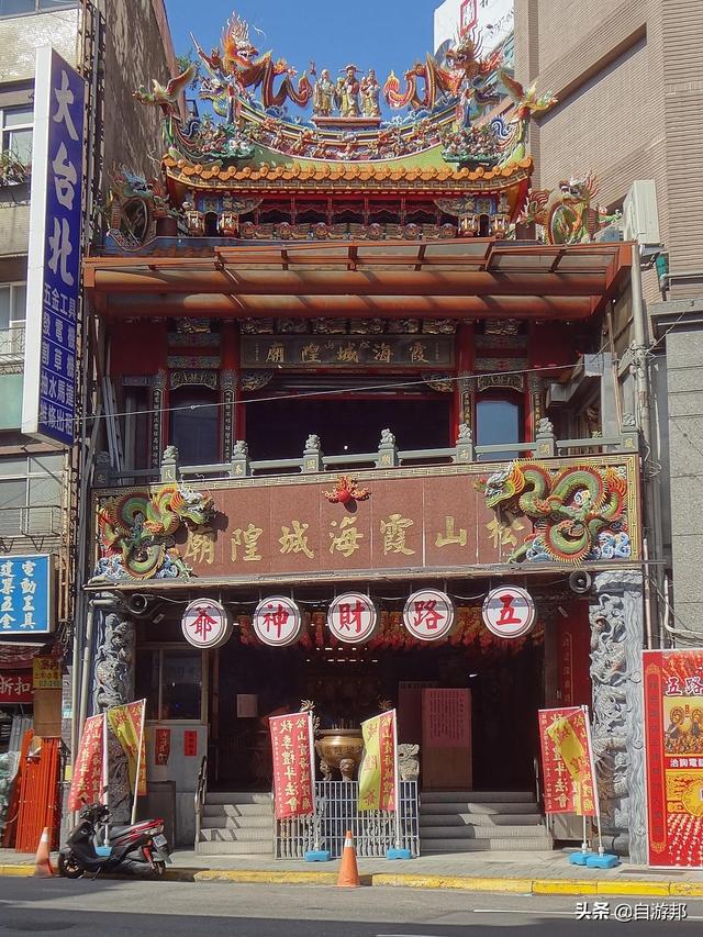 去哪祭拜泰山老奶奶，泰山之上的碧霞祠—俗称泰山老奶奶