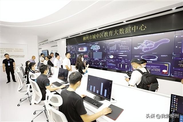 以标准引领城市高质量发展，以“标准化+特色化”引领县城高质量发展