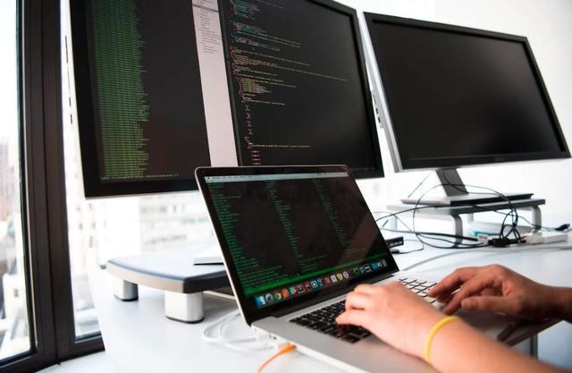 办公用笔记本电脑租赁，办公租电脑去哪个平台