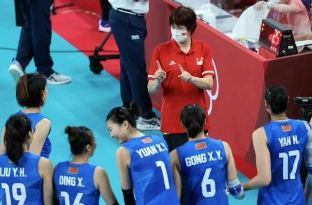 美国排球队主教练基拉里，美国女排总决赛阵容出炉