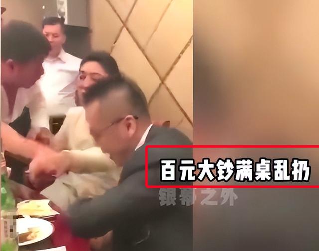 王思聪为什么这么喜欢狗，却不知道他的狗替他挣回了几千万