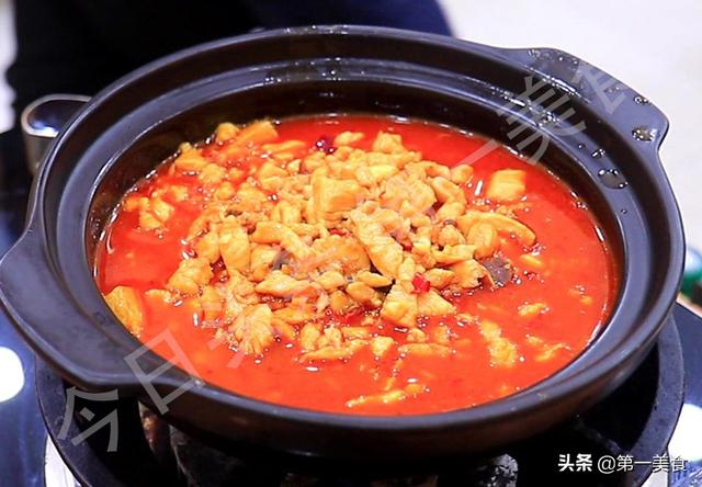 天然石磨豆腐的做法，传统古法用石磨打豆腐的全过程