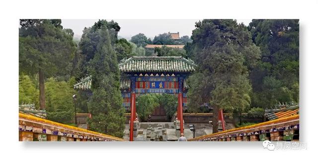 北海公园的白塔有什么来历，北海白塔