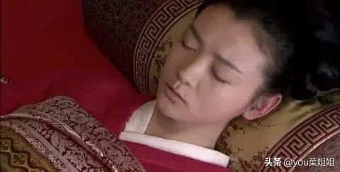 华胥引里面宋凝是怎么死的，宋凝翻了两千七百多具尸首才找到沈岸