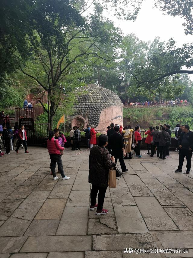 乐山大佛在哪个省，四川乐山大佛景点