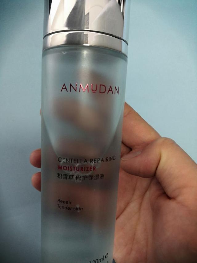 公认最补水的十大爽肤水清爽型，美白补水改善肌肤暗沉