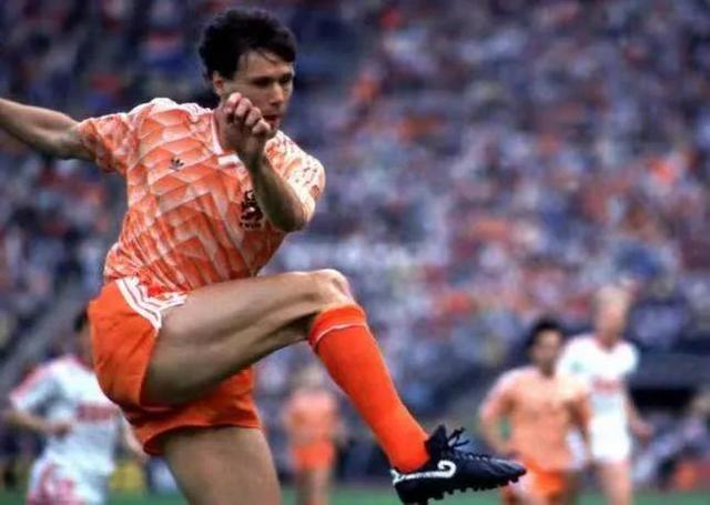 足坛史上最无解的进球，震惊世界足坛的23大最佳进球