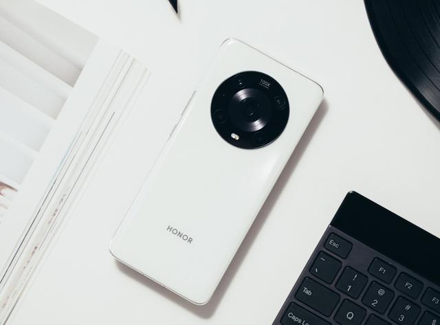 什么手机拍照好，现在手机哪款拍照效果最好（高性价比拍照手机推荐）