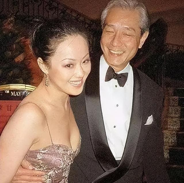 章小蕙年轻时的美貌，看了20岁的章小蕙超漂亮照片