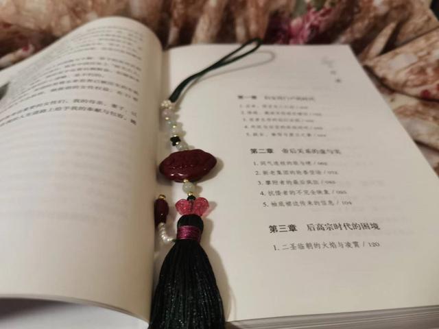 第一女皇武则天生平详解，武则天及其时代女皇武则天的人生是不可复制的