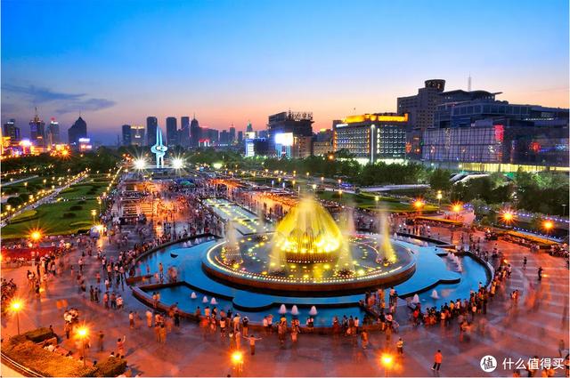 厦门大明湖春节有什么好玩的地方，厦门大明湖畔：水仙绽放贺春来