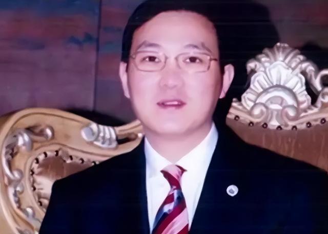 董卿的丈夫是哪呀，董卿丈夫有消息了