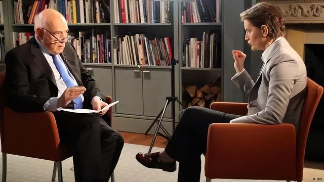 塞尔维亚女总理个人简介，塞尔维亚高颜值女总理