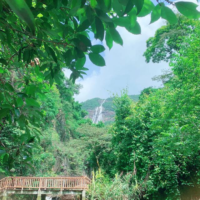 广州白水寨风景名胜区瀑布介绍，北回归线上的壮丽瀑布