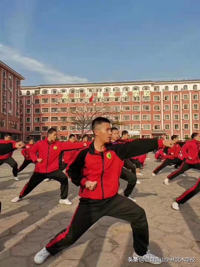嵩山少林学费是多少，嵩山少林寺一年学费有多少