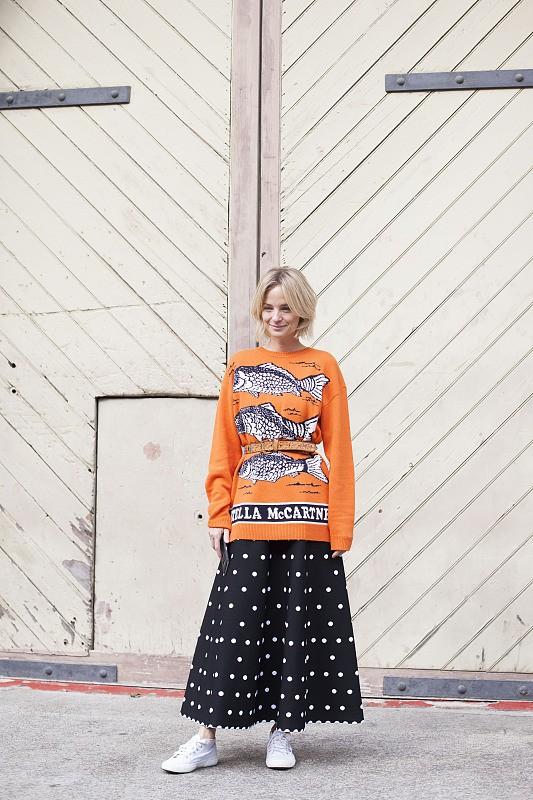 帆布鞋应该怎么搭配呢，帆布鞋还是要搭配的高级点