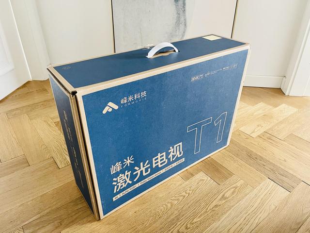 峰米小米激光电视对比评测，万元全色激光电视到底好不好用