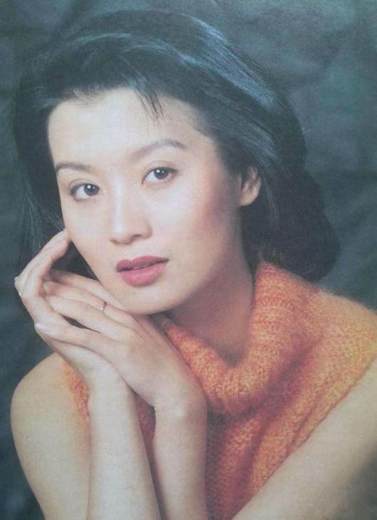 李幼斌姐弟合照，娱乐圈里最低调的亲姐弟和亲兄妹