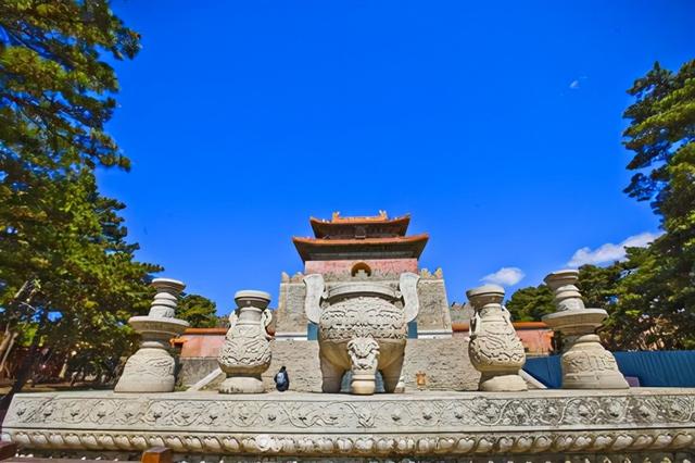 孙殿英炸开乾隆裕陵，慈禧墓被孙殿英挖出来了吗