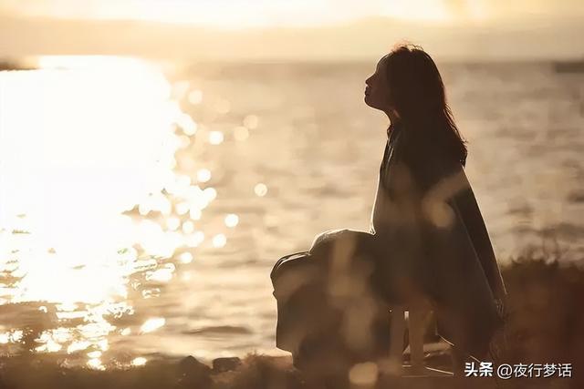 为什么你现在越来越沉默，我们都变得越来越沉默了