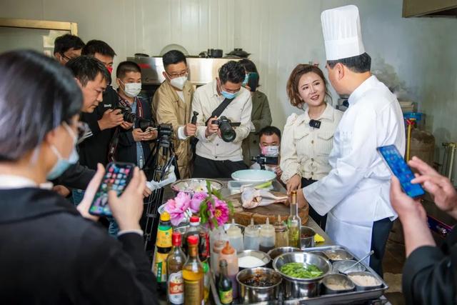 百看不厌的菏泽牡丹，菏泽牡丹甲天下