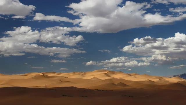 乌兰布和沙漠是我国几大沙漠之一，中国八大沙漠之一乌兰布和治理背后隐忧