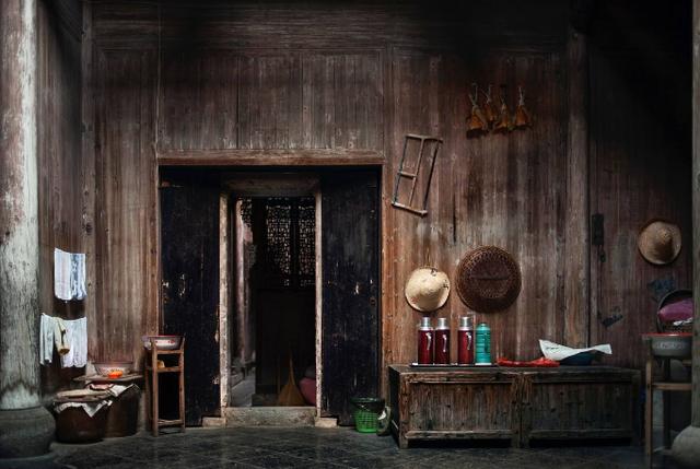 老农有座祖传金丝楠木屋，湖北一金丝楠木屋估值8亿