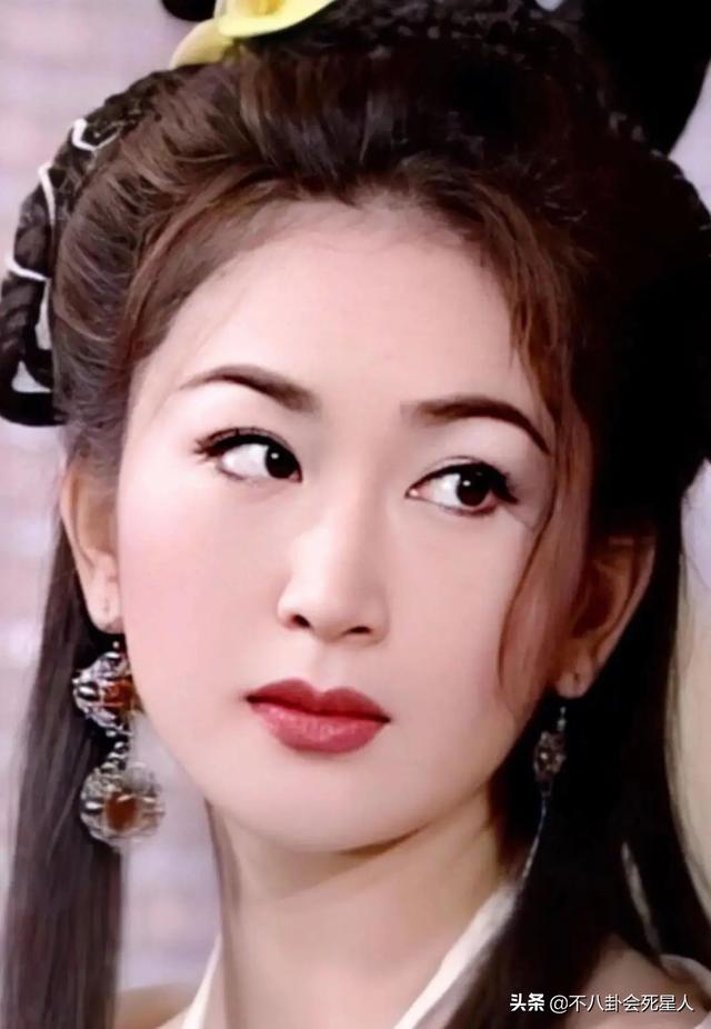 蔡少芬年轻经历，天妒美人5位港星家世惨