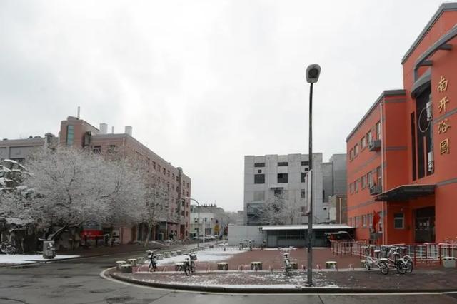 清华大学有多大，现实中的清华大学到底有多大（清华大学年度预算超410亿）