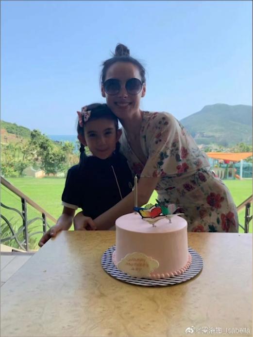 梁洛施 李泽楷，李泽楷花1亿为她赎身（梁洛施哪年和李泽楷分开的）