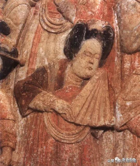 古代的霓裳羽衣长什么样子，世界上最著名的五件裙子