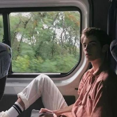 ins风欧美男生头像最新版，头像欧美男生阳光帅气