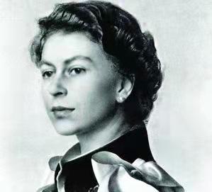 英国女王伊丽莎白二世是谁的子女，英国女王伊丽莎白二世