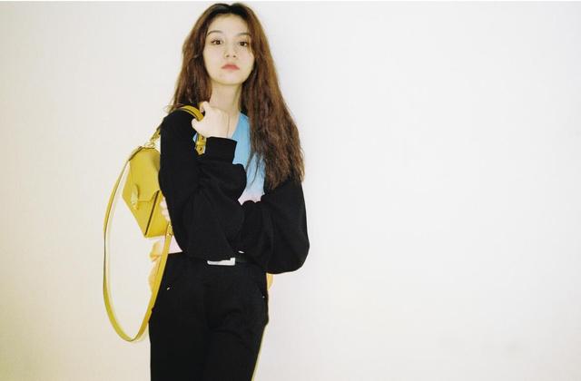 饶雪漫书模名单，一炮而红春夏书模出身逆袭金像影后