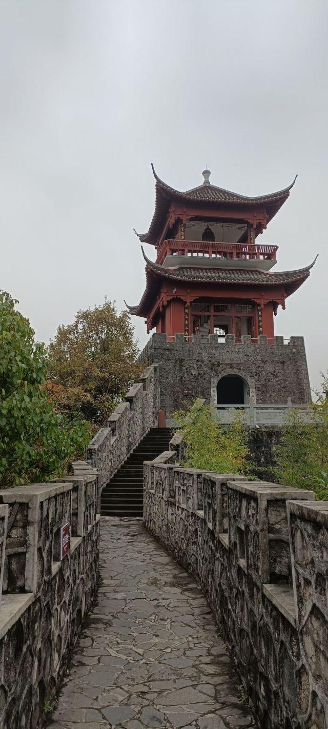 恩施必玩的三个景点，恩施必玩的旅游景点排名前十（三日游路线攻略详细介绍）