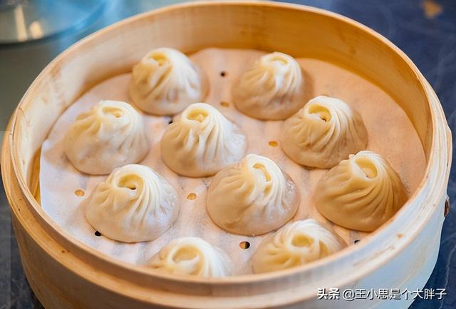 小笼包的制作方法，小笼包的正宗制作方法（~灌汤小笼包~自制汤包经验分享）