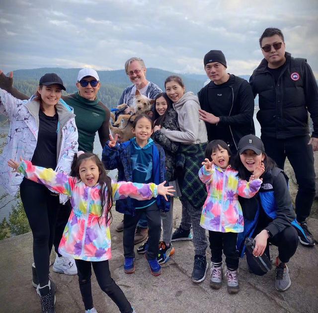 夏克立与黄嘉千近况，黄嘉千夏克立离婚