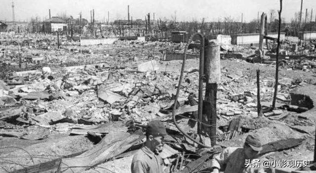 二战美国轰炸日本14个月，140000万日本人被烧成焦炭